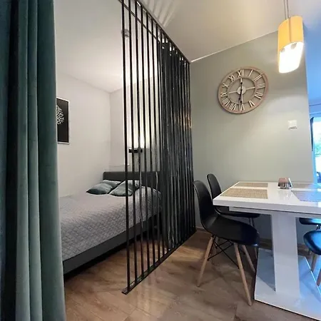 Lux Polanki Park קולובז'ג